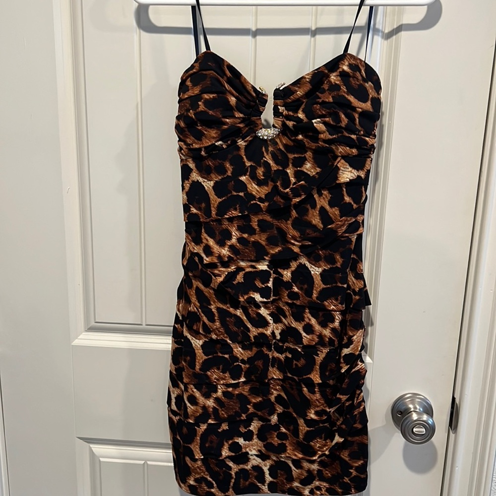 City triangles leopard bodycon dress